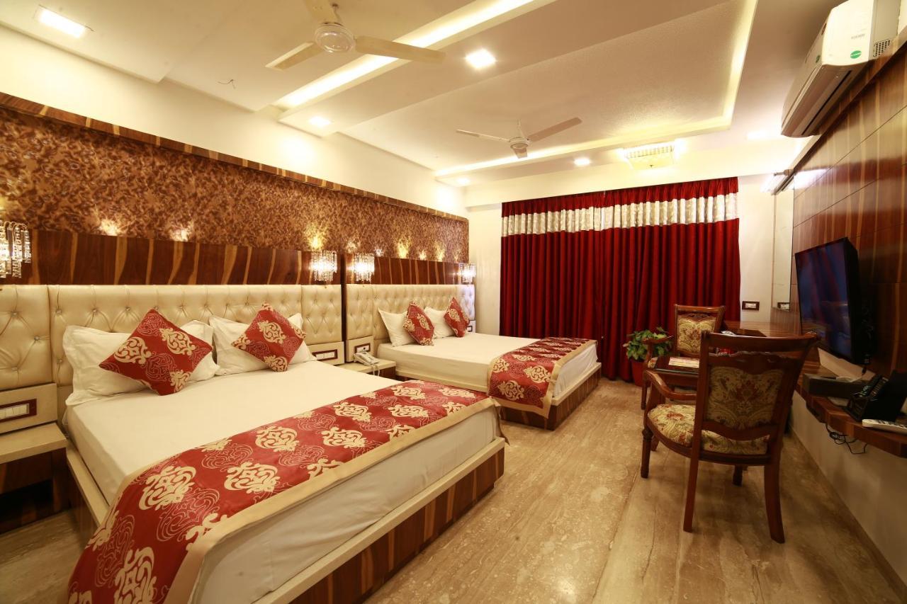 Hotel Sheratone Monte Abu Exterior foto